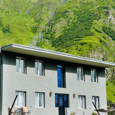 Kazbegi Palace Bagian luar foto
